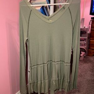 Green Flowy Long Sleeve Shirt